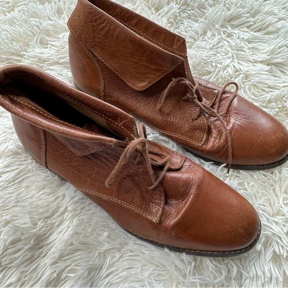 Steve Madden Stingrei Brown Leather Foldover Ankle Boots Size 9 - Picture 5 of 12